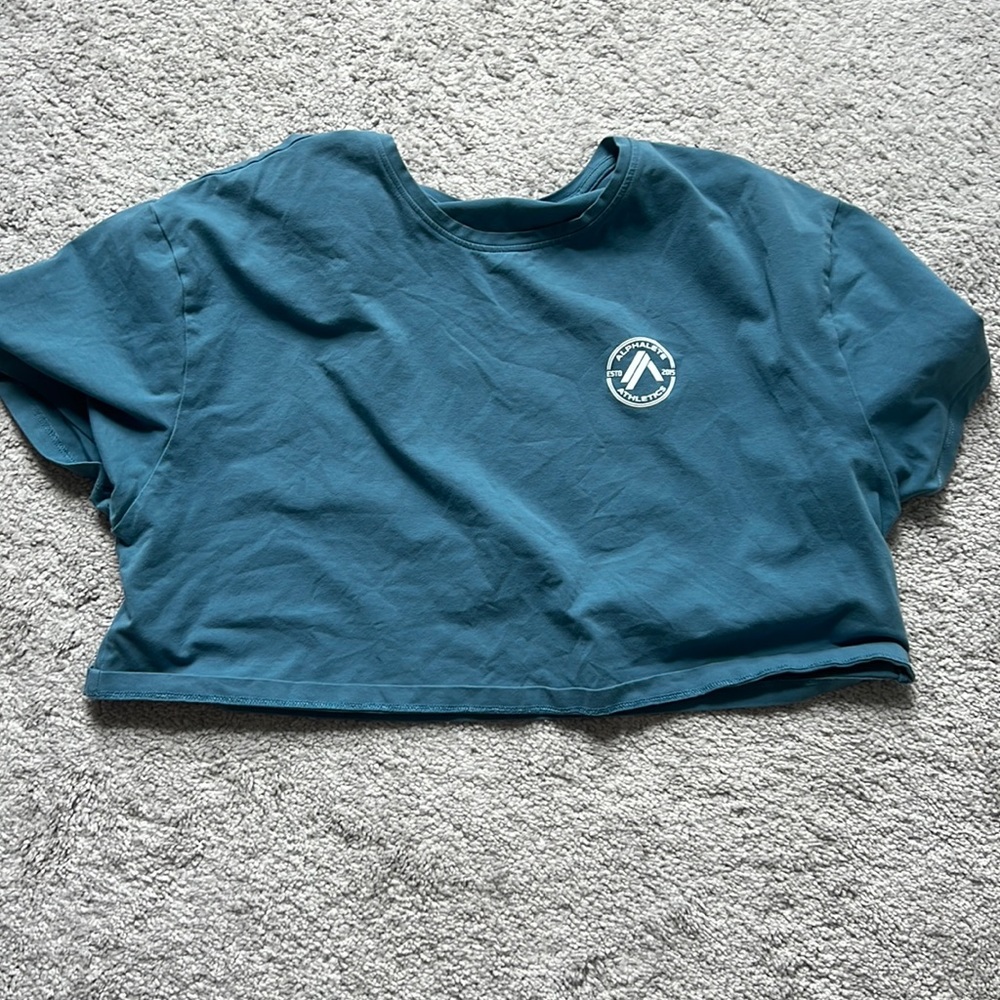 XL Alphalete crop top